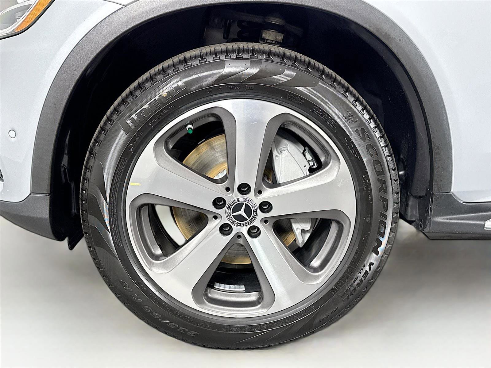 Used 2023 Mercedes-Benz GLC 300 4MATIC Coupe image 42