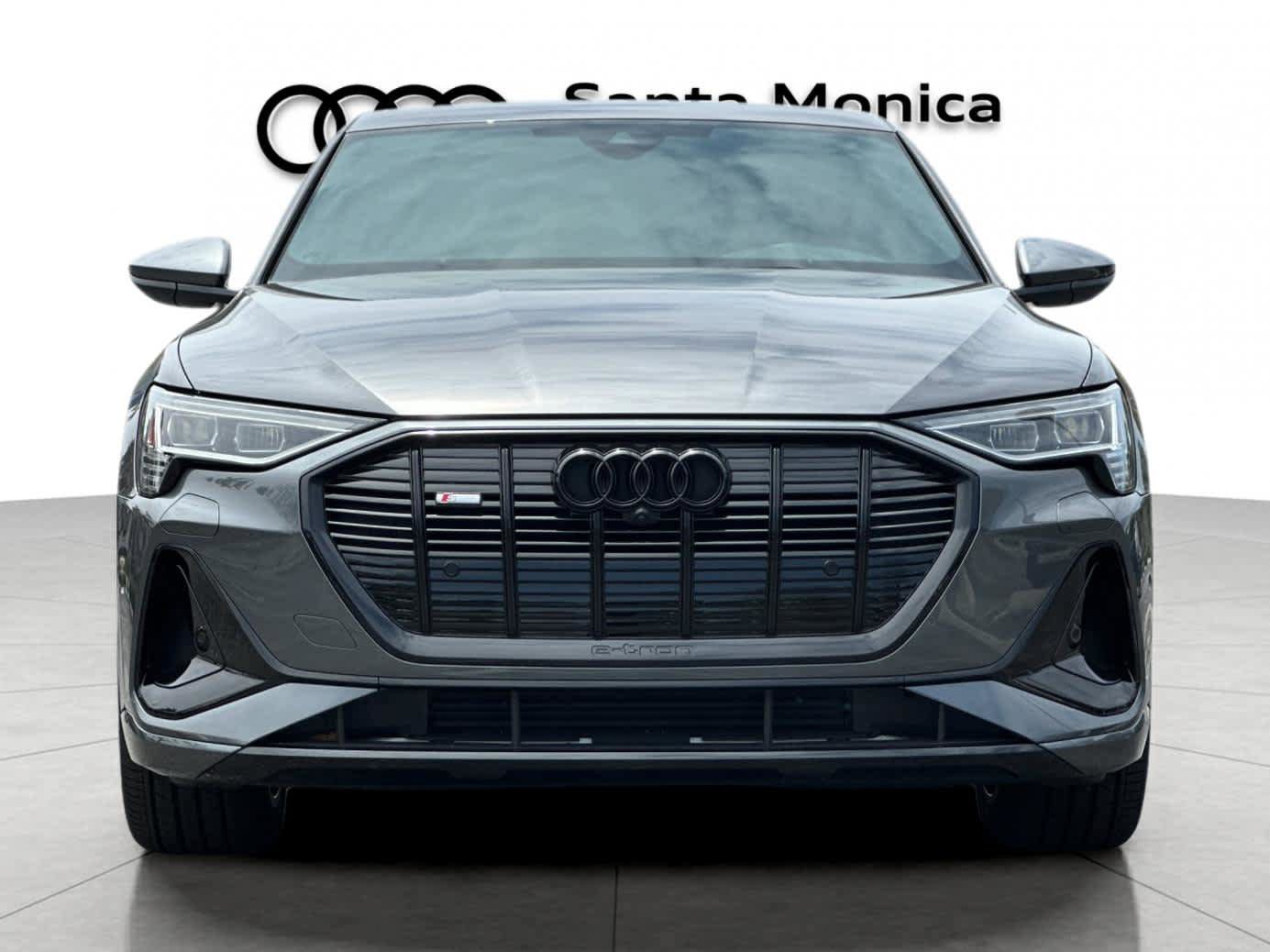 Used 2023 Audi e-tron Premium Plus w/ Premium Plus Package AWD/4WD image 10