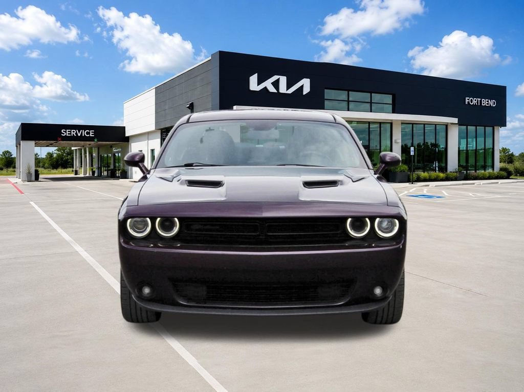 Used 2020 Dodge Challenger SXT w/ Blacktop Package RWD video 2