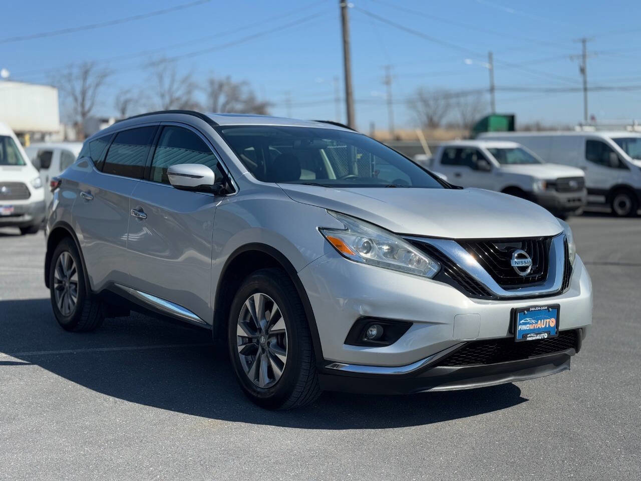 Used 2017 Nissan Murano SV w/ Premium Package image 3