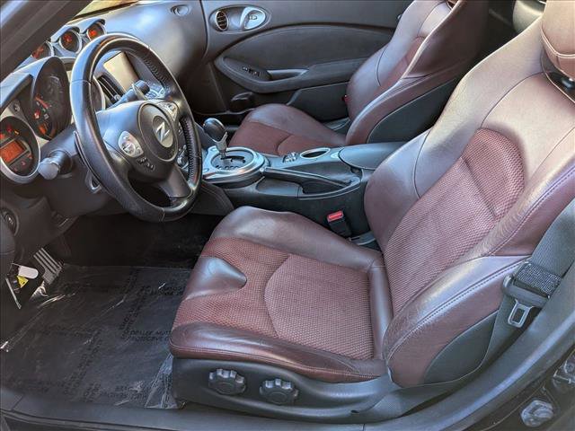 Used 2014 Nissan 370Z Touring w/ Navigation Package image 18