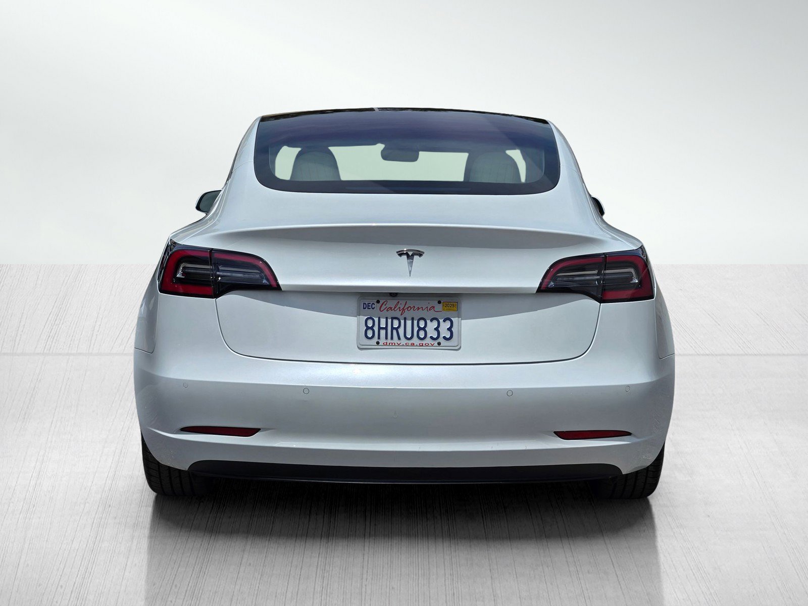 Used 2018 Tesla Model 3 Long Range RWD image 5