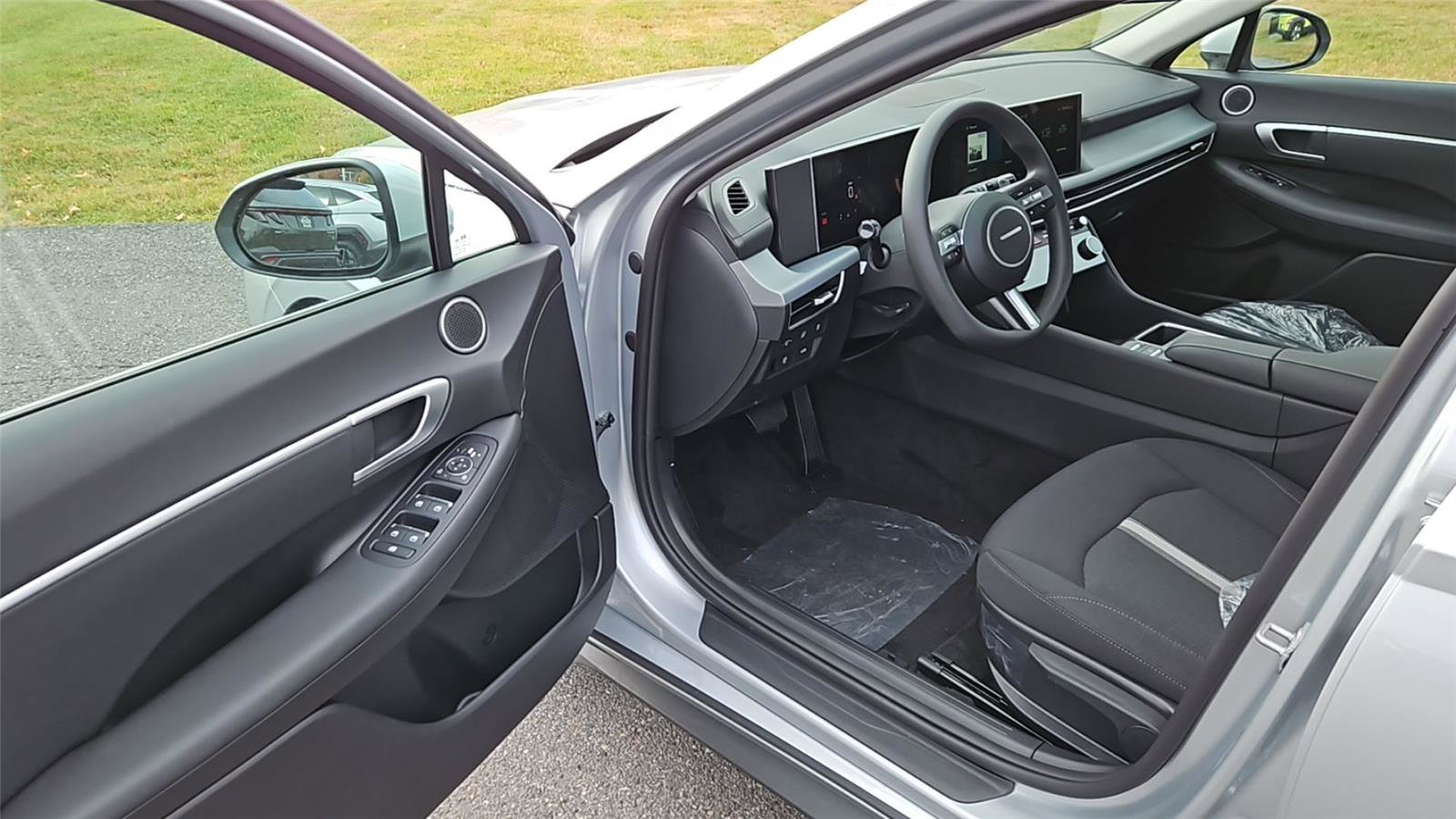 New 2026 Hyundai Sonata Blue image 9