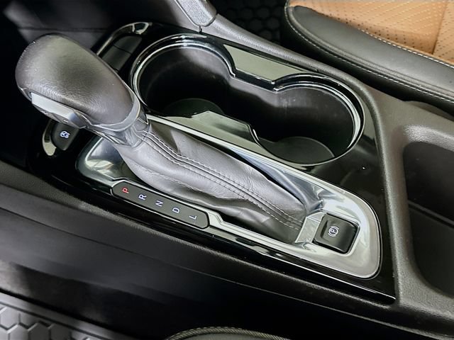 Used 2022 Buick Encore GX Essence FWD image 19