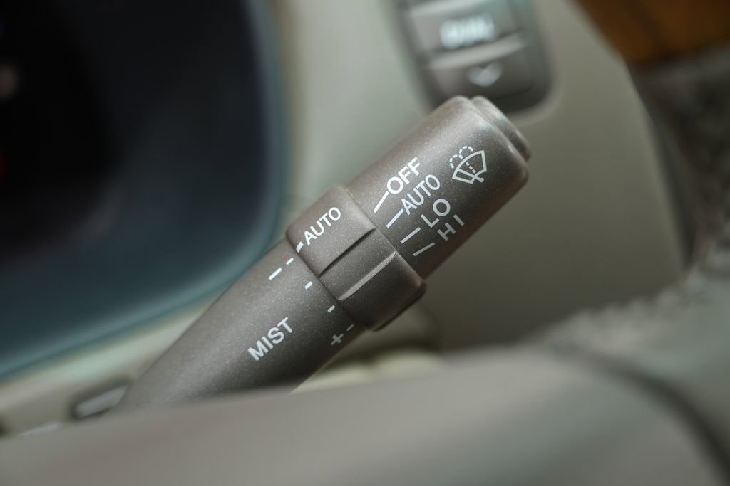 Used 2005 Lexus LS 430 RWD image 48