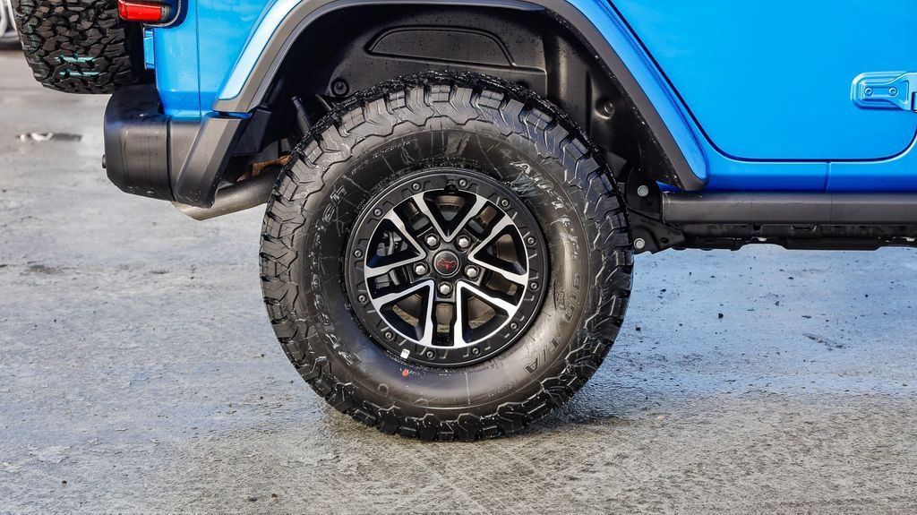 New 2025 Jeep Wrangler Unlimited Rubicon image 12