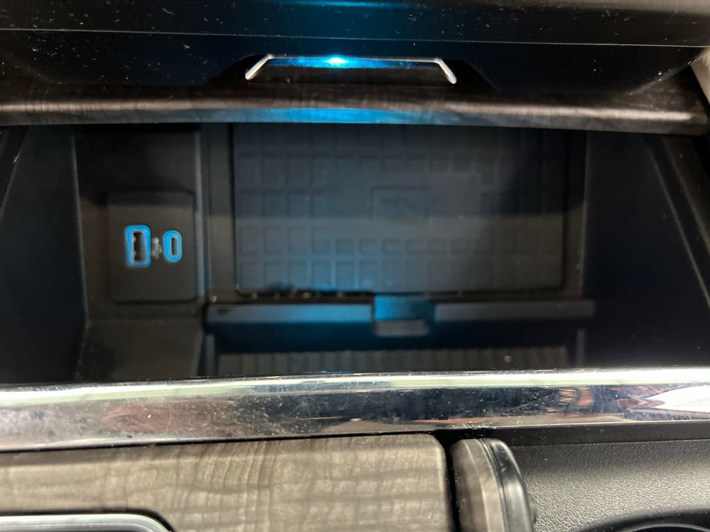 Used 2021 Ford Expedition Limited w/ Cargo Package RWD image 57