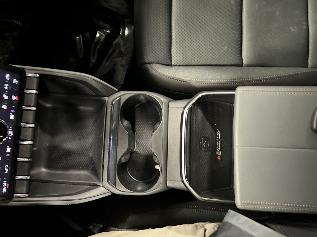 New 2026 GMC Terrain AT4 w/ Convenience Package III AWD/4WD image 26