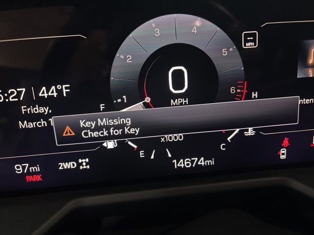 Used 2024 GMC Acadia AT4 w/ Luxury Package image 20