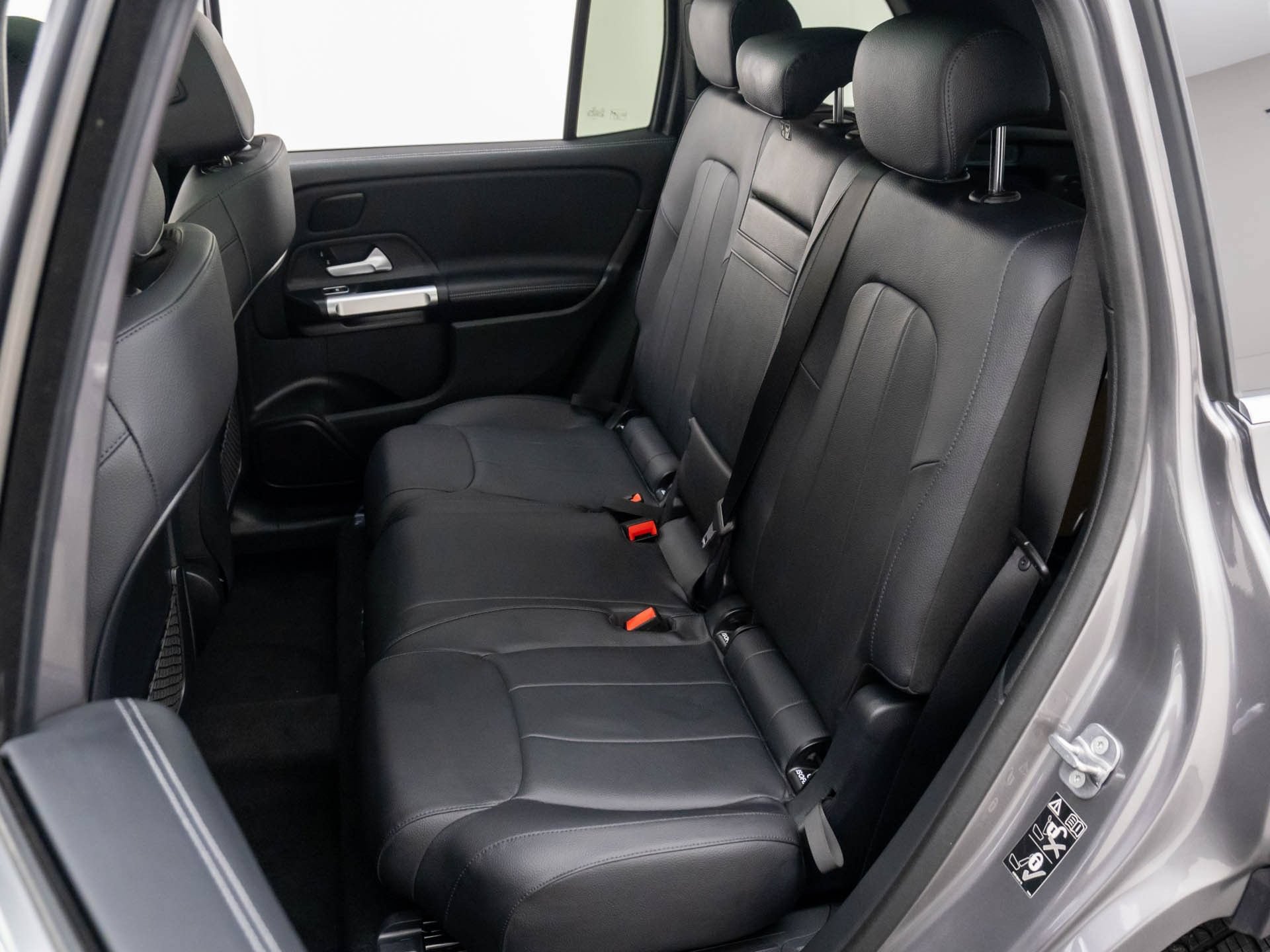New 2026 Mercedes-Benz GLB 250 4MATIC image 21
