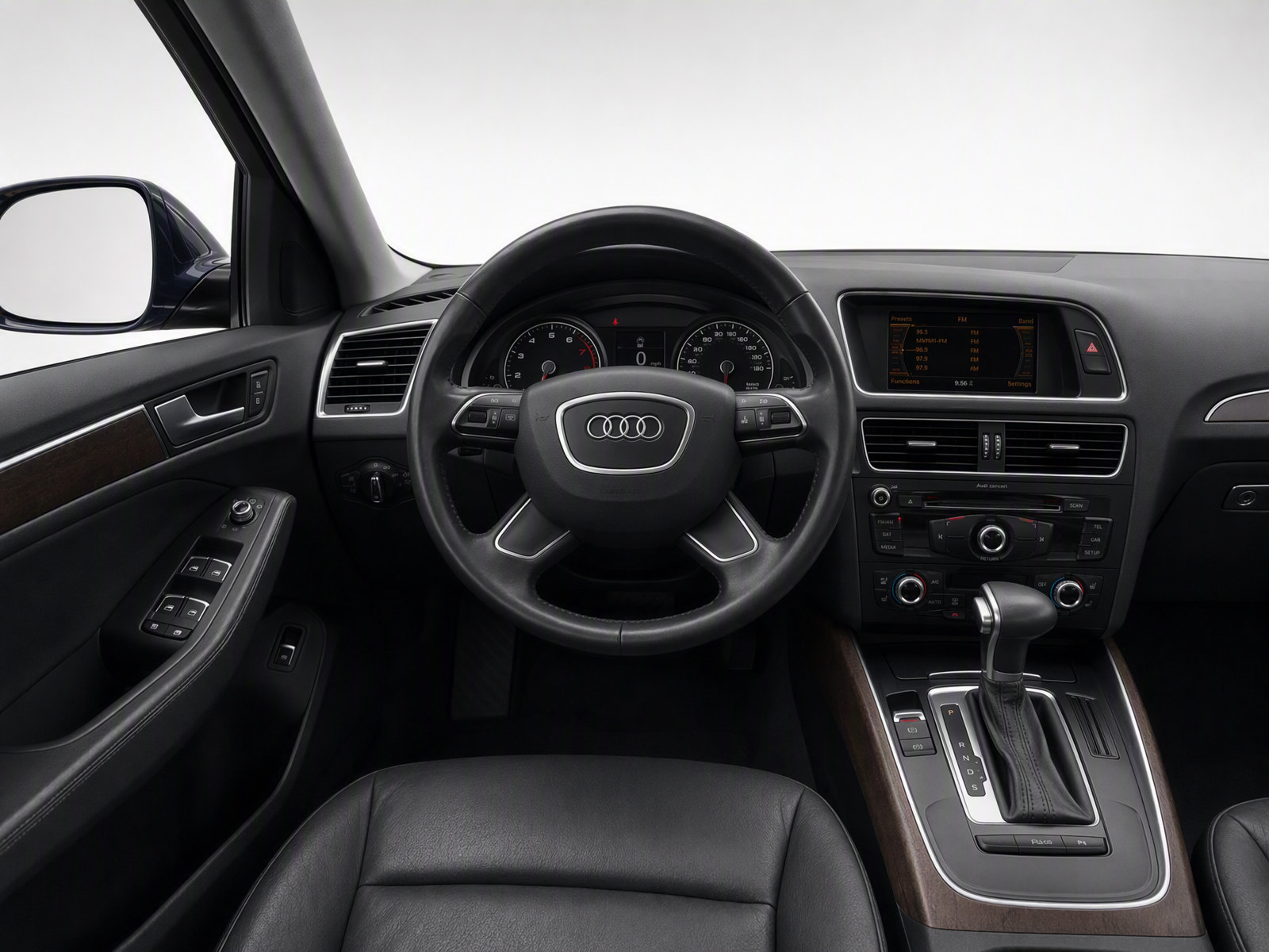 Used 2017 Audi Q5 2.0T Premium AWD/4WD image 29