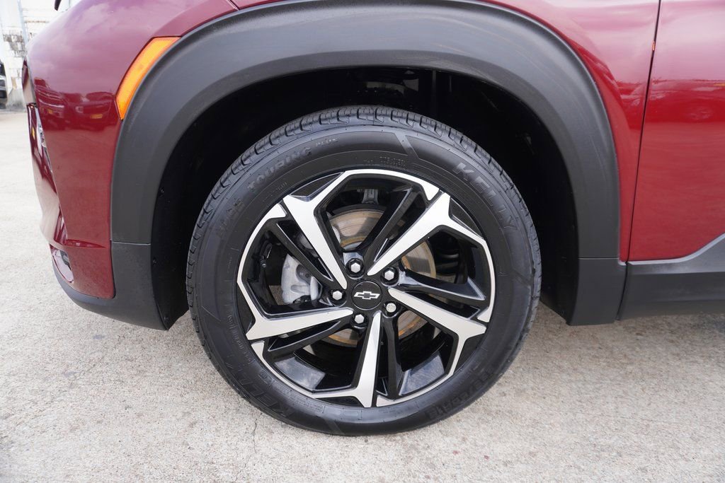 Used 2023 Chevrolet TrailBlazer RS w/ Convenience Package image 26