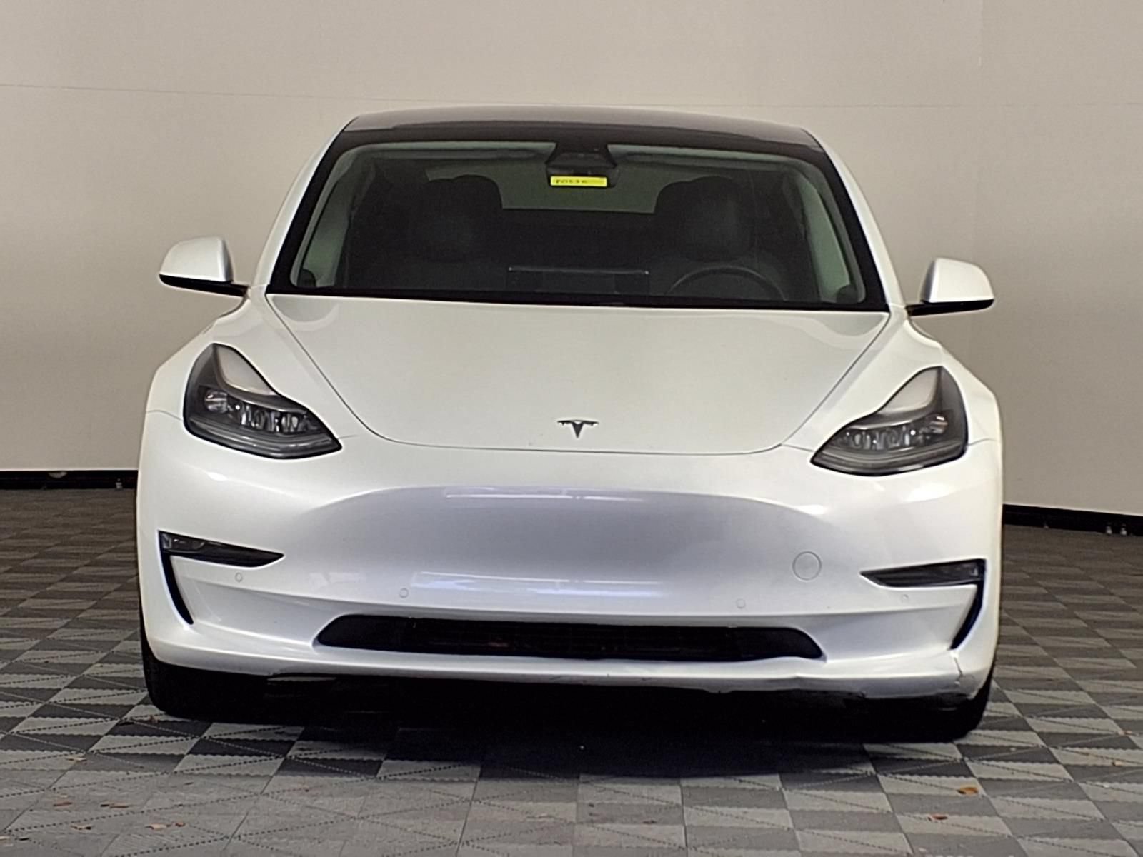 Used 2021 Tesla Model 3 Standard Range Plus RWD image 2