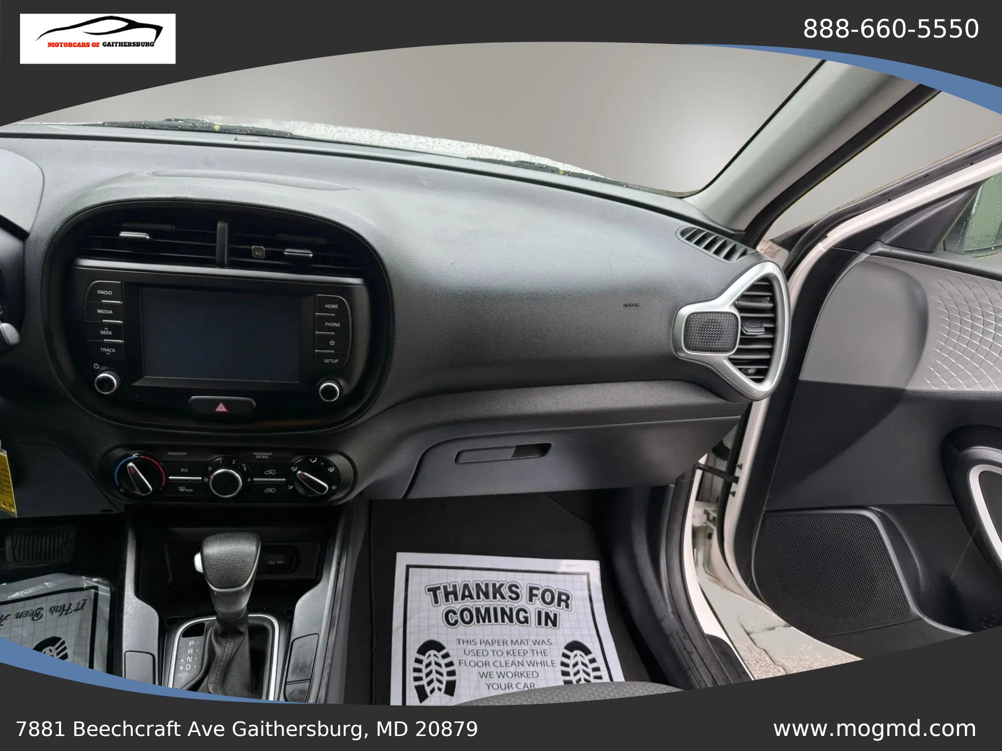 Used 2020 Kia Soul LX FWD image 12