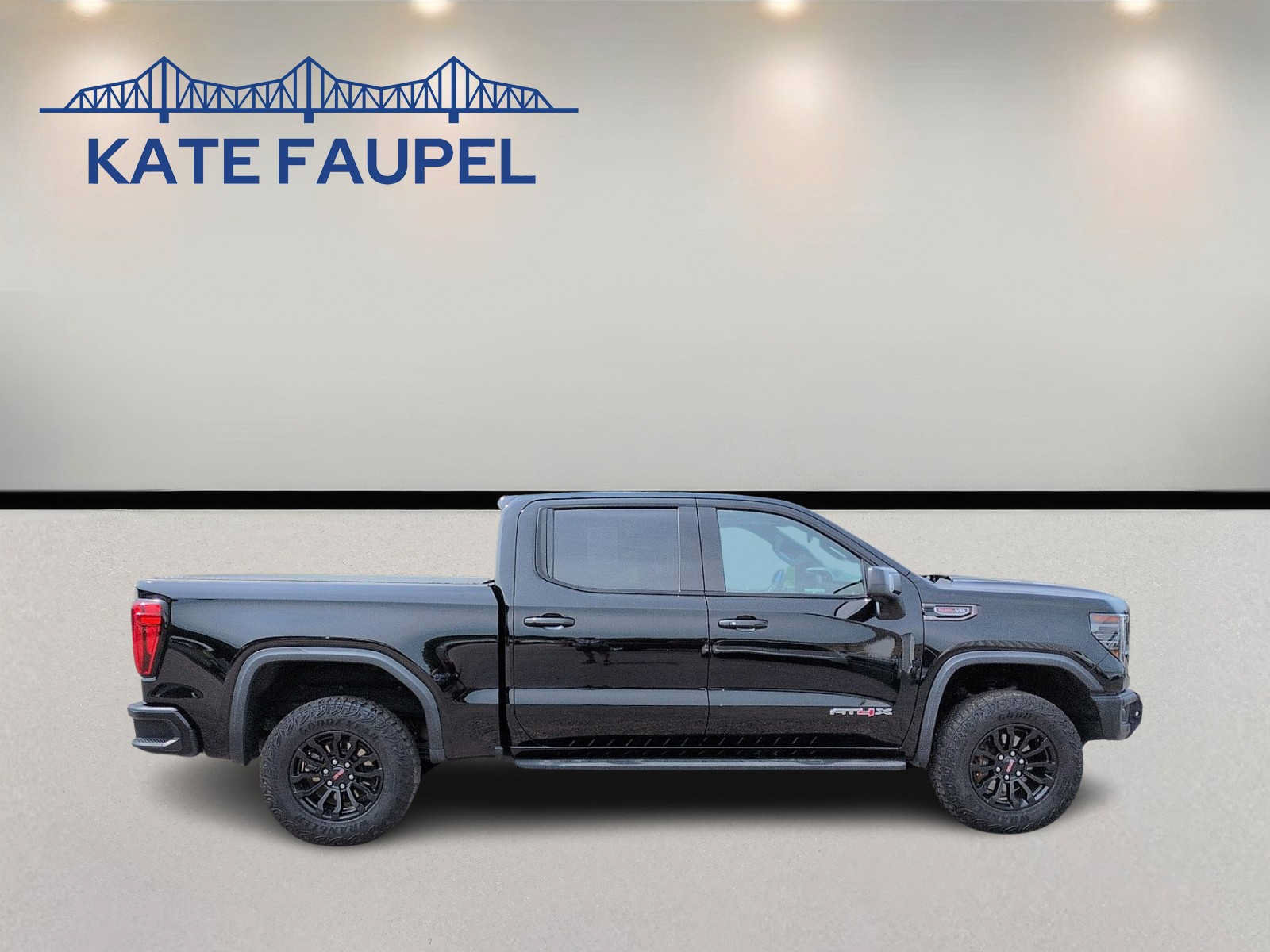 Used 2023 GMC Sierra 1500 AT4X AWD/4WD image 8