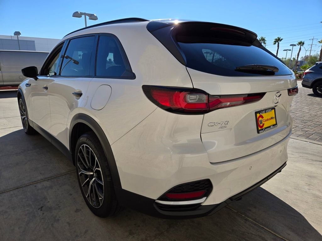 Used 2025 MAZDA CX-70 Plug-In Hybrid w/ Premium Pkg image 3
