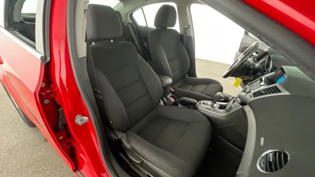 Used 2014 Chevrolet Cruze LT image 46
