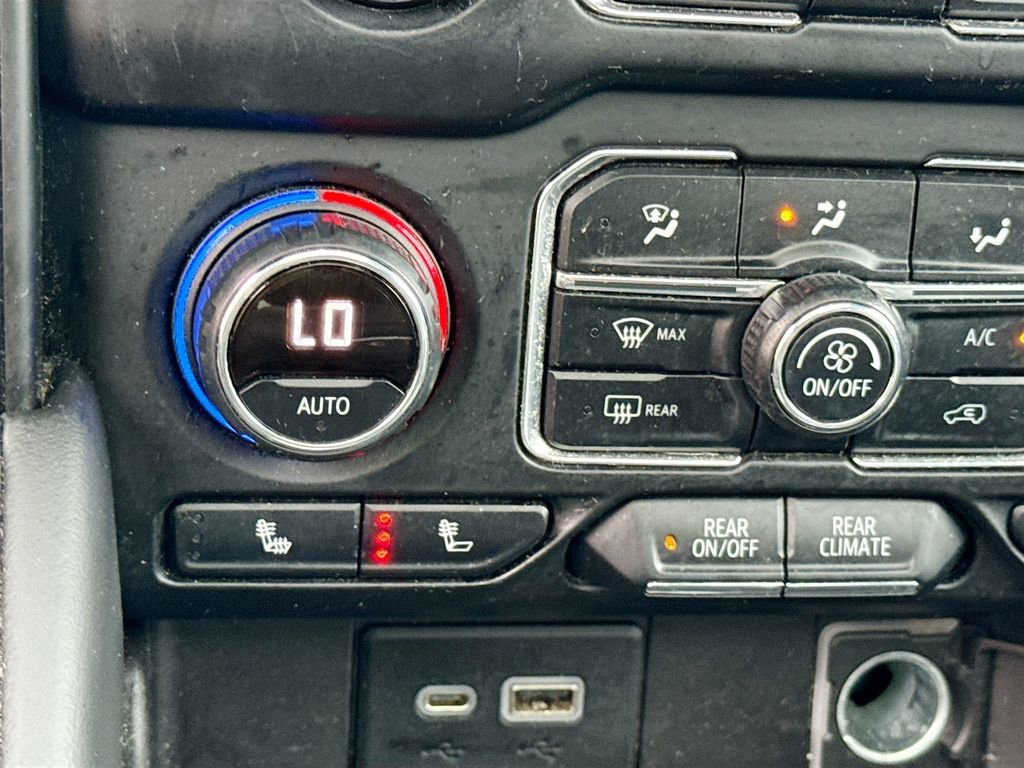 Used 2021 Chevrolet Tahoe RST w/ Luxury Package image 20