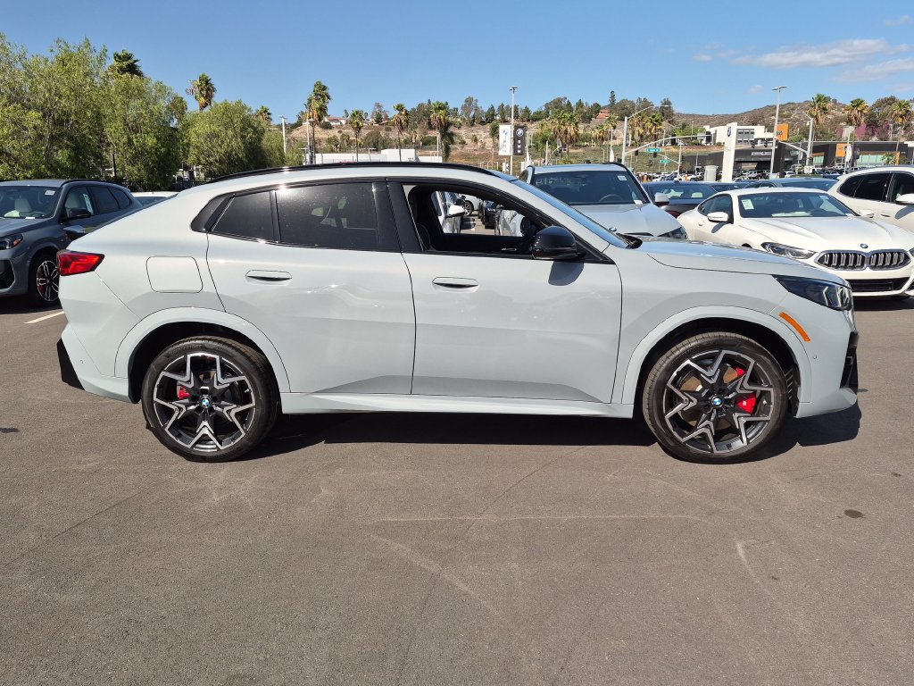 New 2026 BMW X2 xDrive28i w/ M Sport Package AWD/4WD image 3