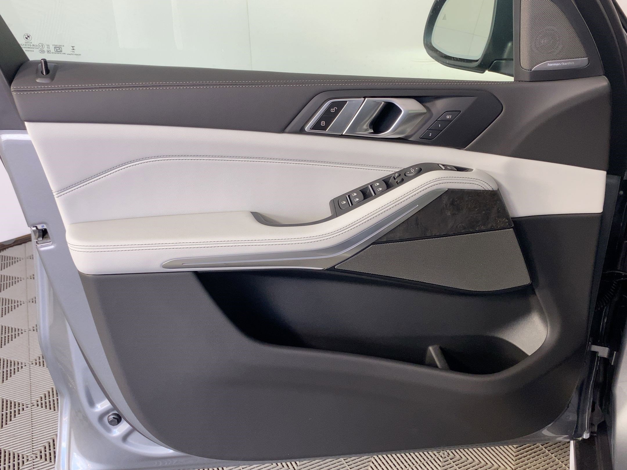 New 2026 BMW X5 sDrive40i w/ Premium Package image 10