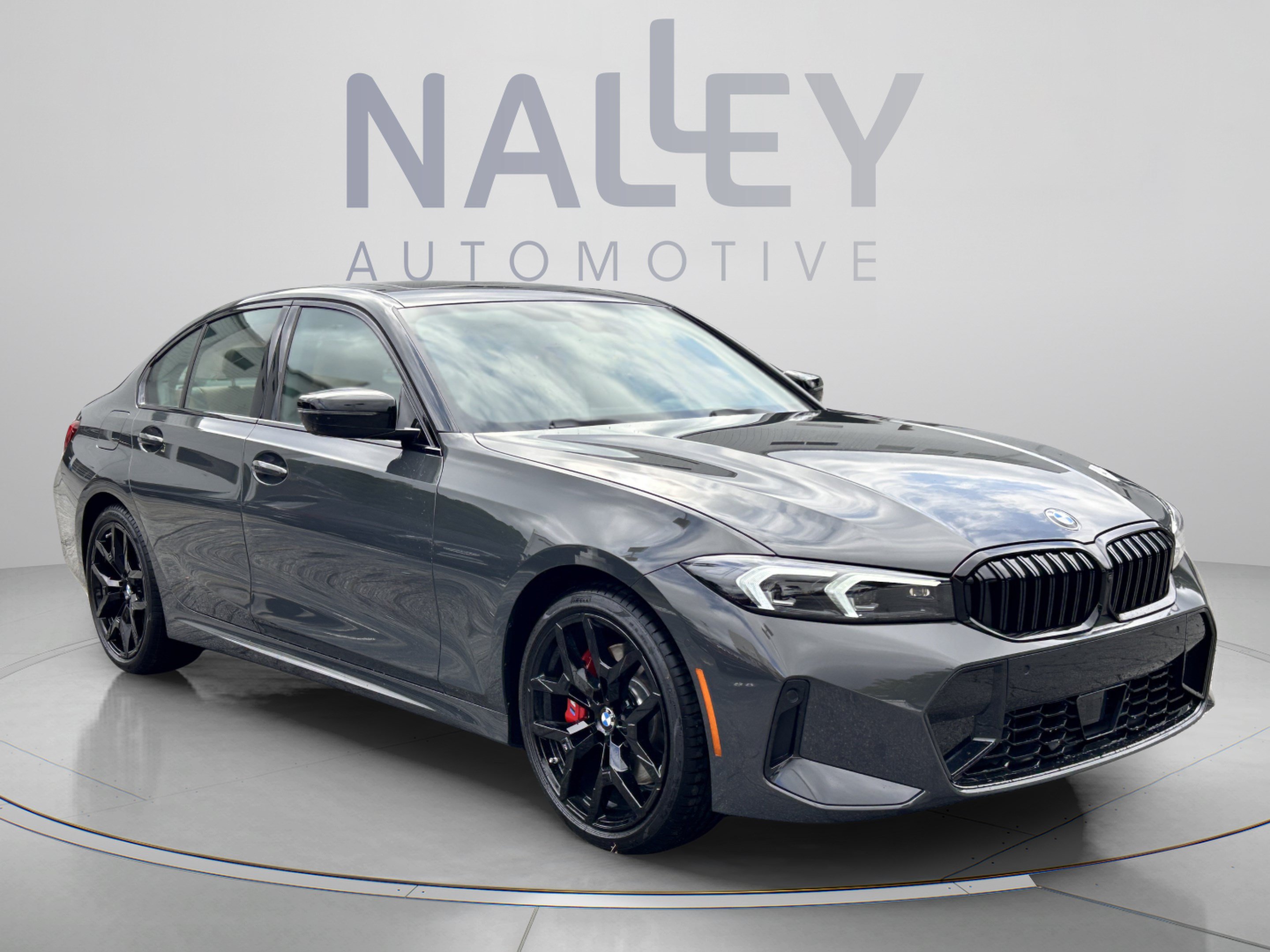 New 2026 BMW 330i Sedan w/ M Sport Package RWD image 5