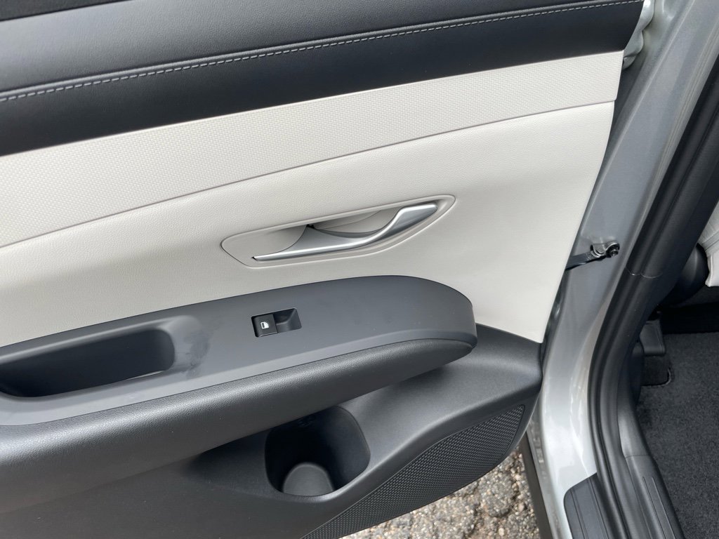 New 2026 Hyundai Tucson SEL image 18