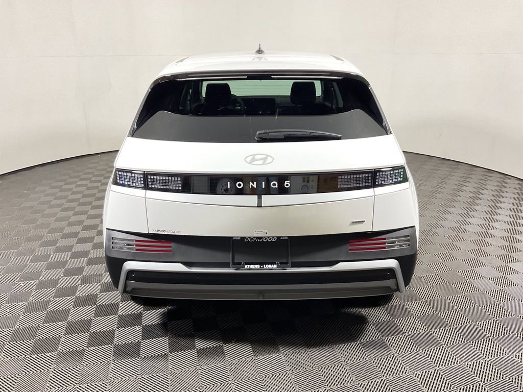 New 2025 Hyundai Ioniq 5 SE AWD/4WD image 14