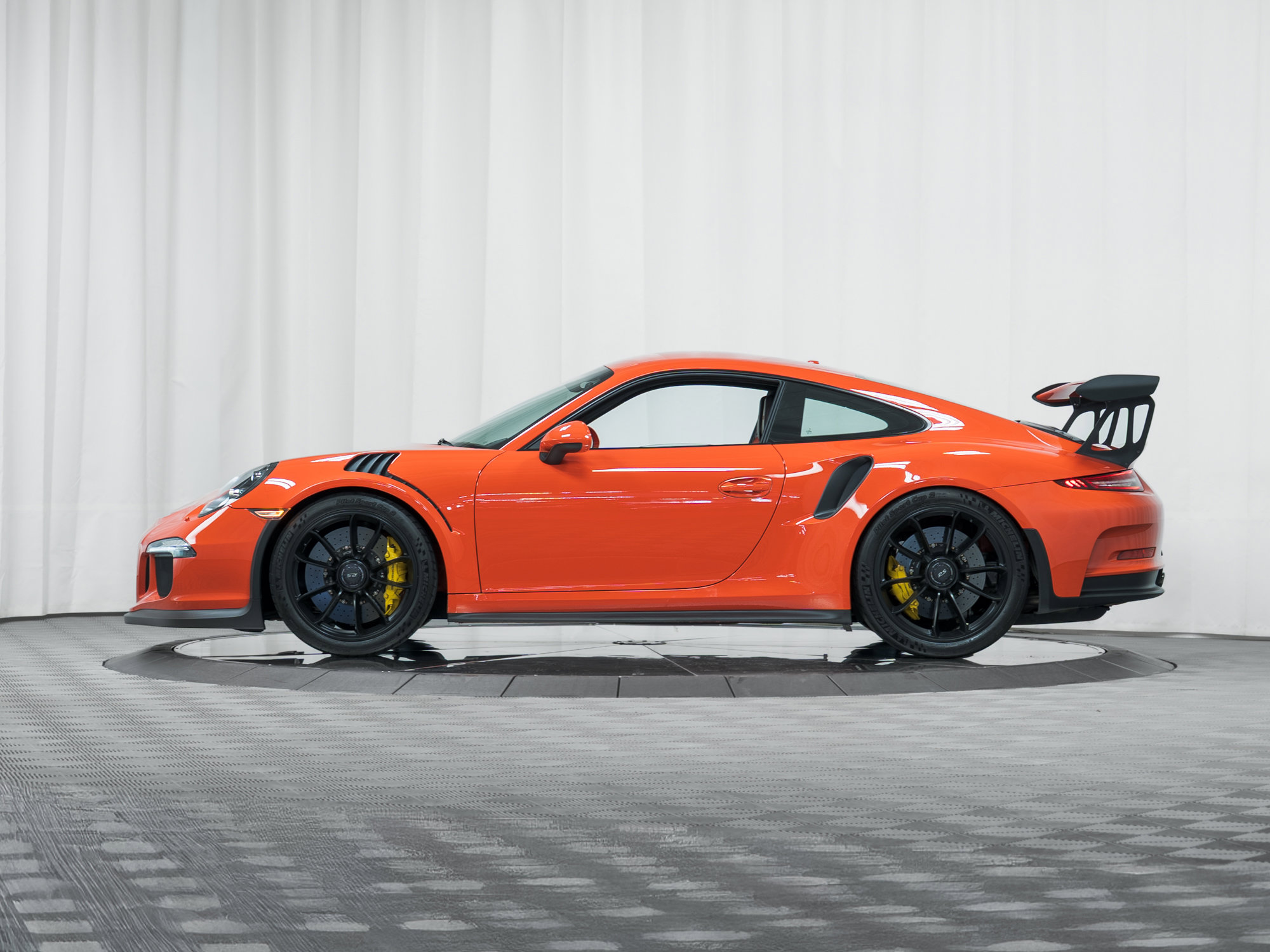 Certified 2016 Porsche 911 GT3 RS image 31