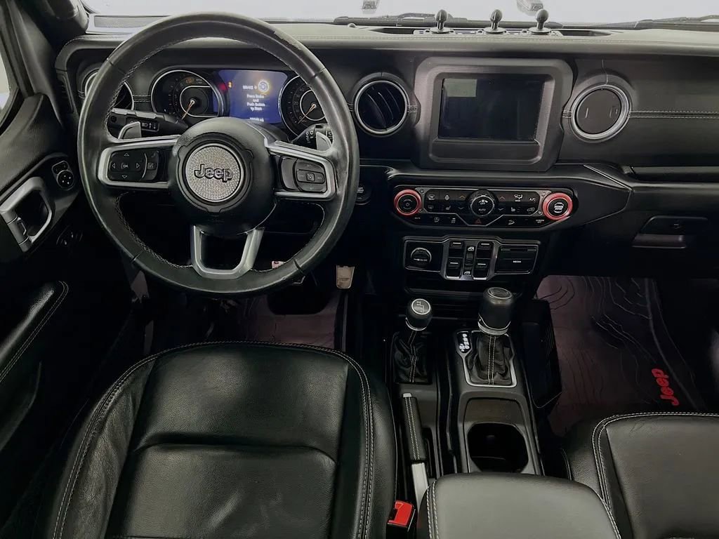 Used 2019 Jeep Wrangler Unlimited Sahara w/ Cold Weather Group AWD/4WD image 22