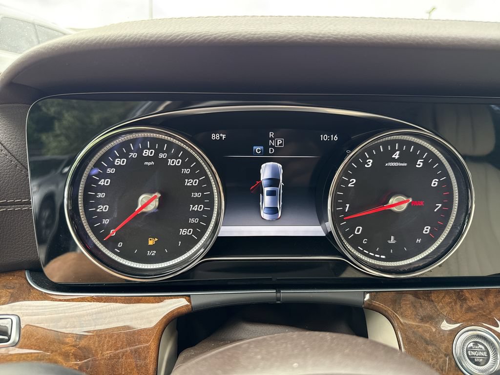 Used 2017 Mercedes-Benz E 300 image 26