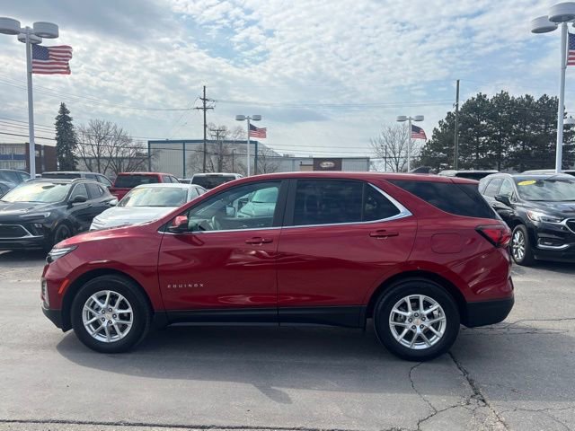 Used 2024 Chevrolet Equinox LT w/ LPO, Floor Liner Package image 8