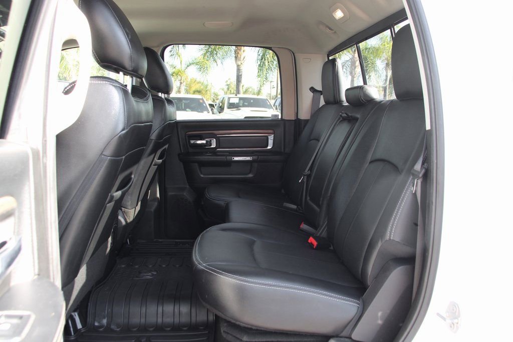 Used 2018 RAM 3500 Laramie image 35