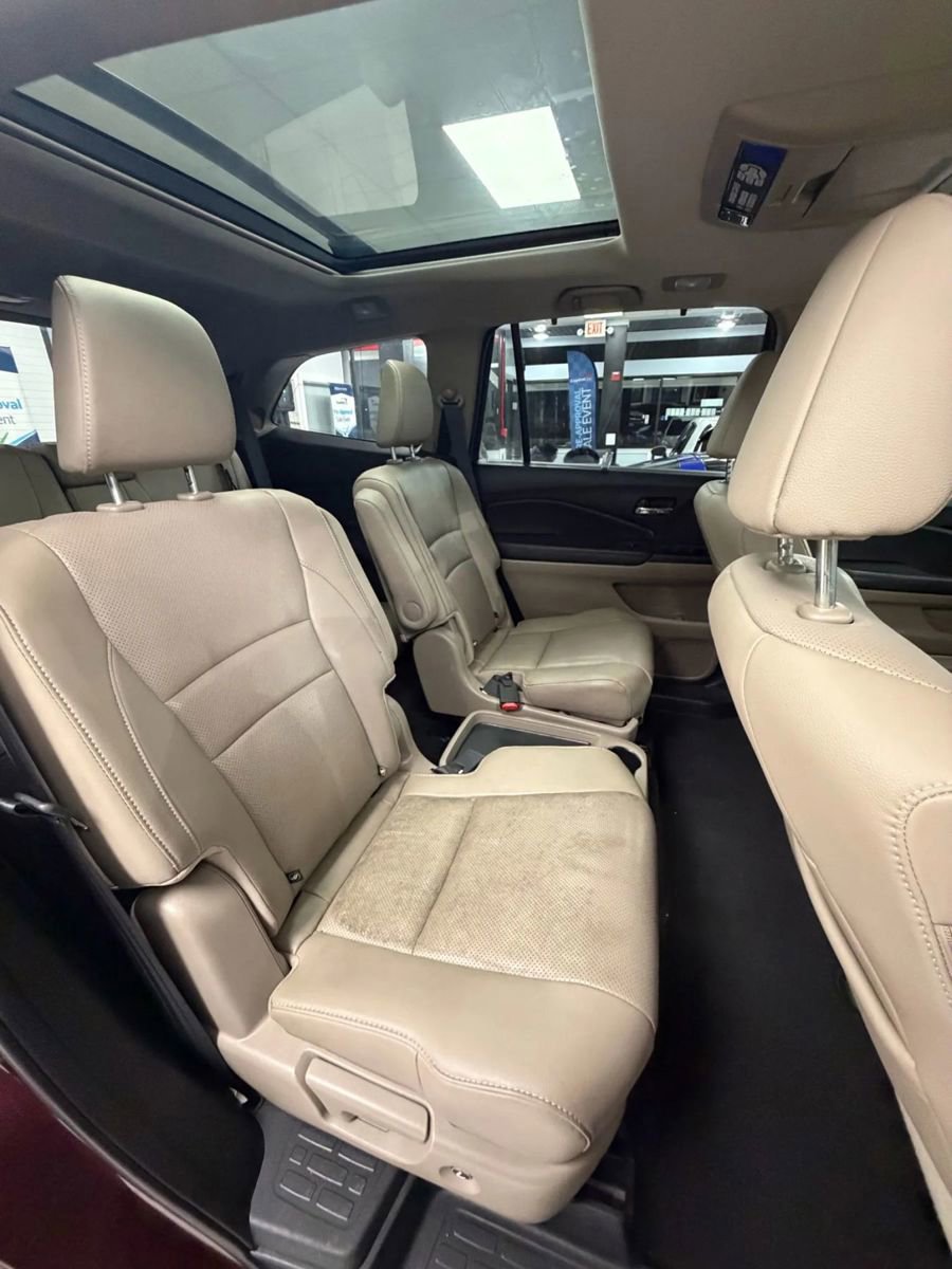 Used 2016 Honda Pilot Elite image 11