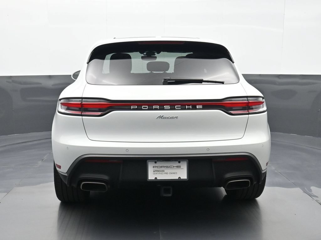 Certified 2025 Porsche Macan AWD/4WD image 22