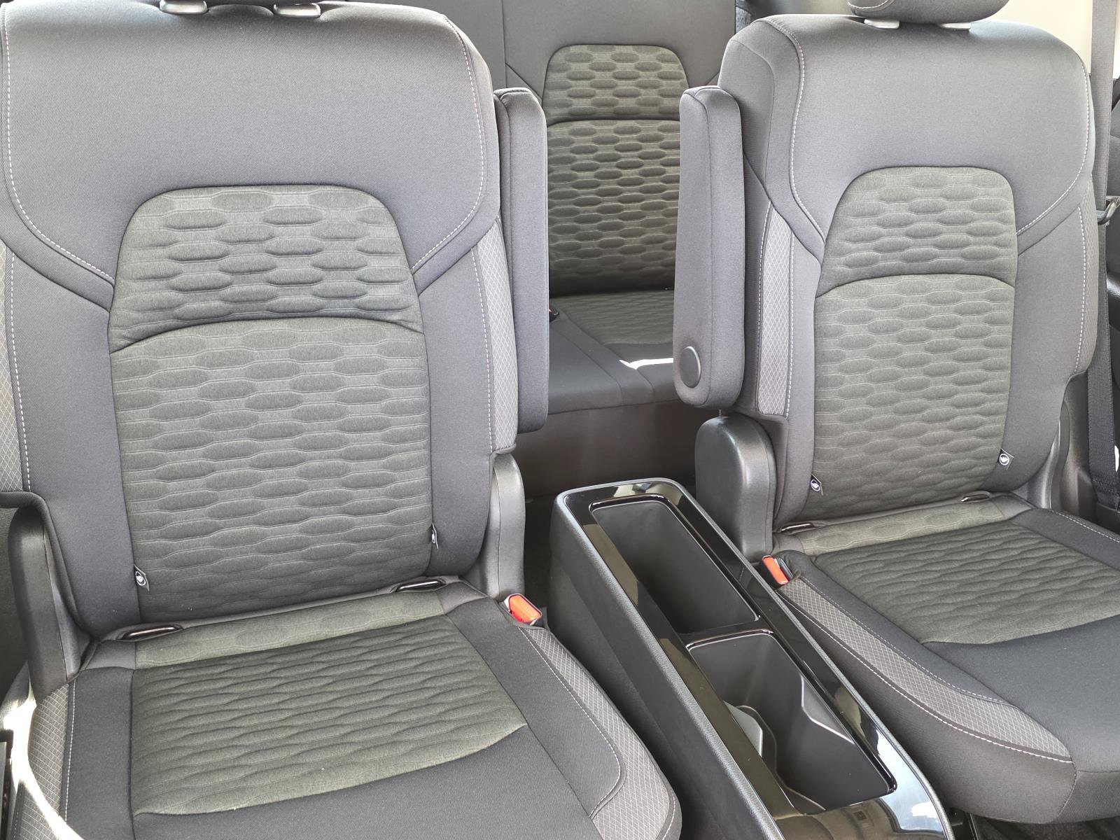 Used 2025 Nissan Pathfinder SV w/ SV Premium Package FWD image 20