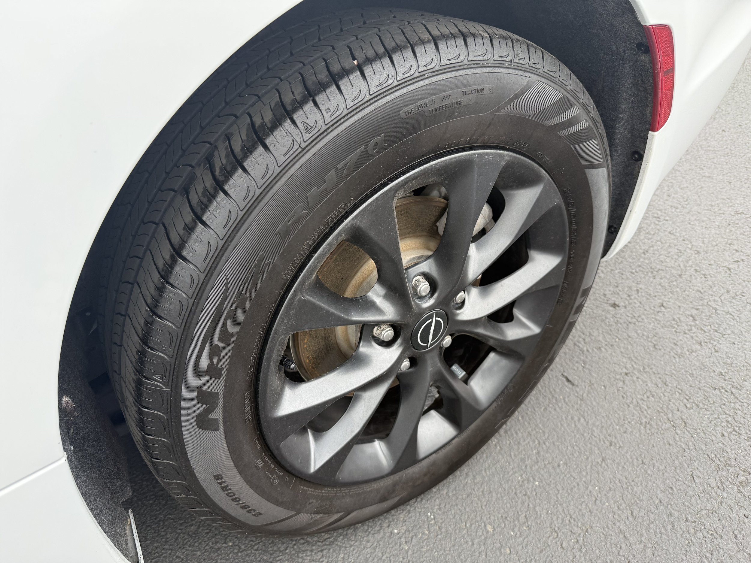 Used 2025 Chrysler Pacifica Select FWD image 10