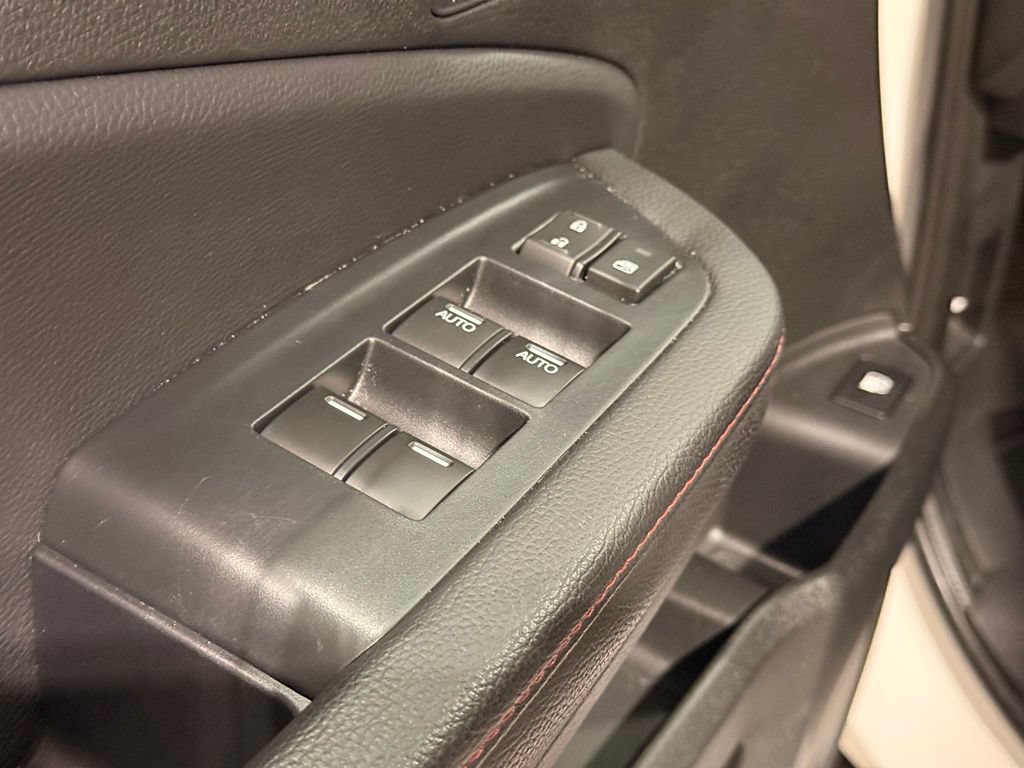 Used 2025 Honda Ridgeline Black Edition image 14