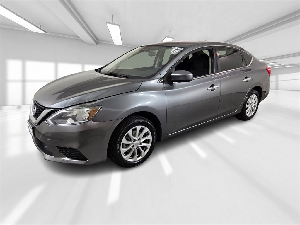 Used 2018 Nissan Sentra SV image 2