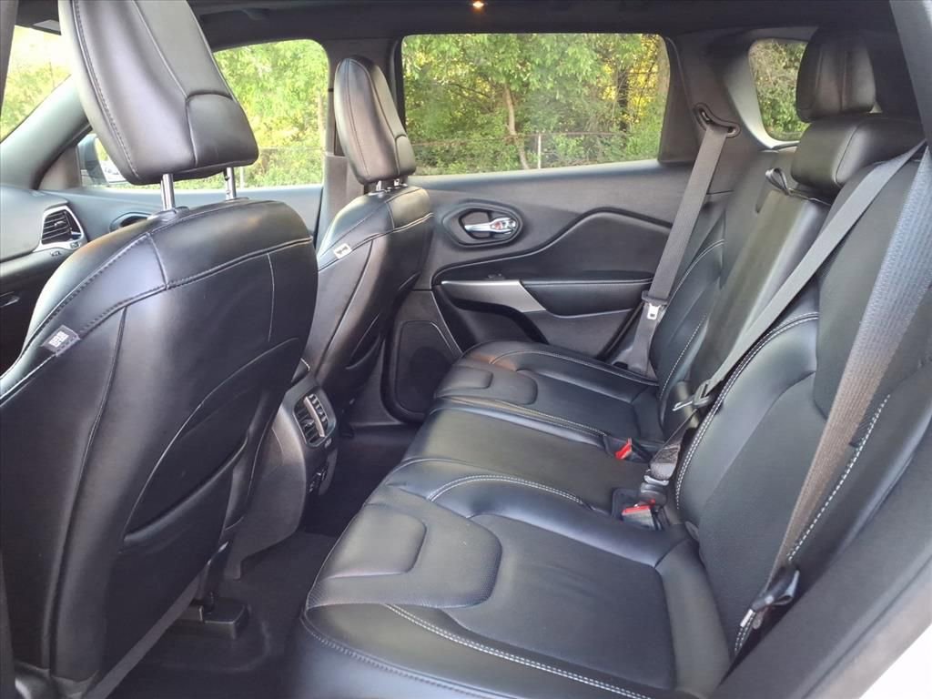 Used 2021 Jeep Cherokee Latitude Lux 80th Anniv w/ Quick Order Package 26U 80TH image 19