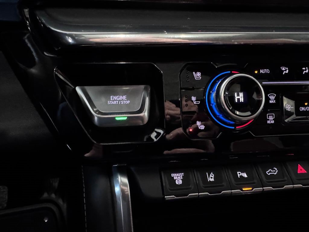 Certified 2024 GMC Sierra 3500 Denali Ultimate image 23