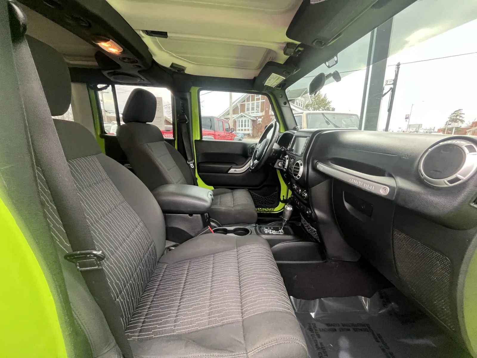 Used 2012 Jeep Wrangler Unlimited Sahara w/ Connectivity Group image 21