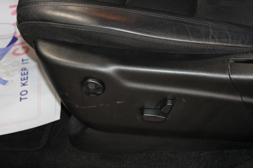 Used 2022 Jeep Grand Cherokee Laredo X RWD image 13
