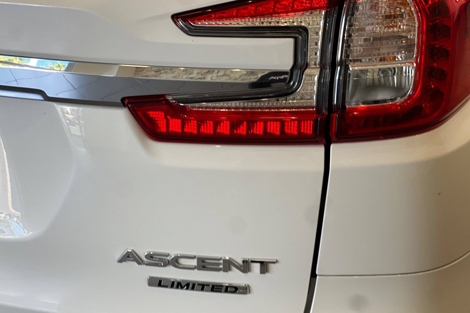 Certified 2024 Subaru Ascent Limited w/ Technology Package AWD/4WD image 27