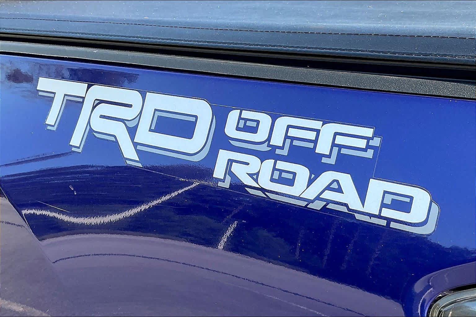 Used 2022 Toyota Tacoma TRD Off-Road w/ Technology Package RWD image 30