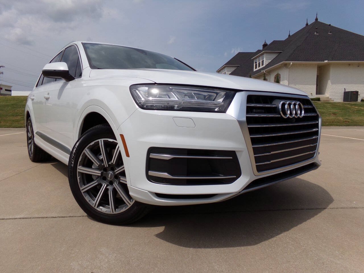 Used 2019 Audi Q7 2.0T Premium Plus w/ Premium Plus Package AWD/4WD image 10