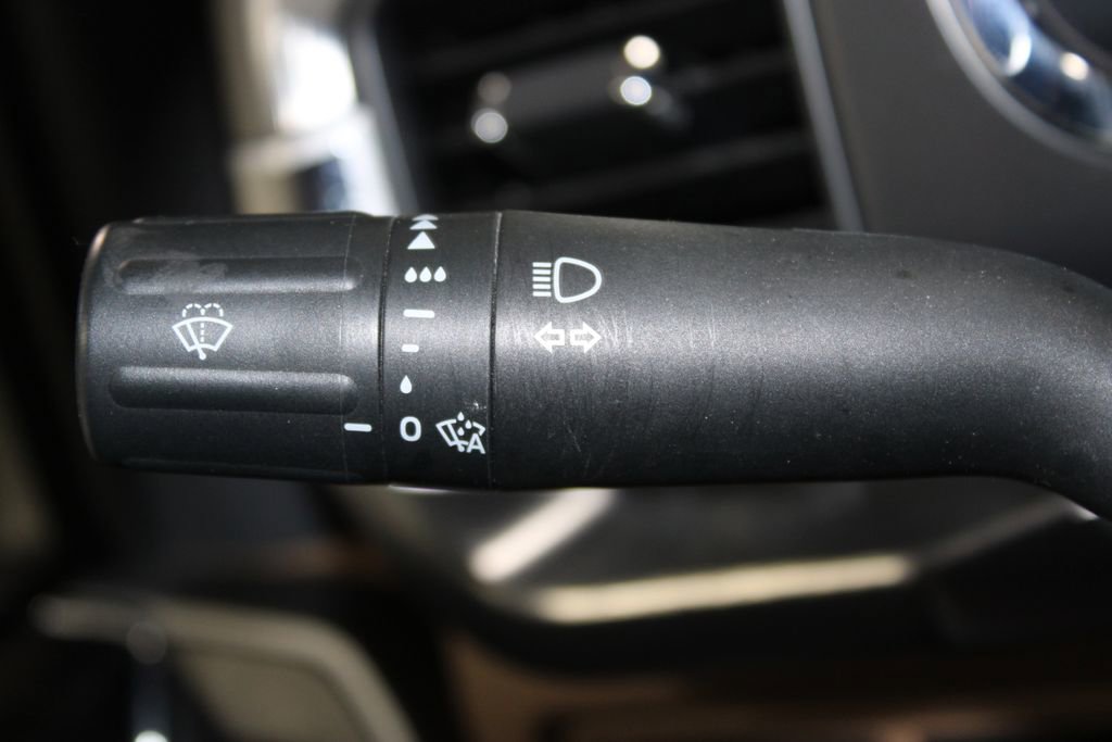 Used 2021 Ford F150 Lariat w/ Equipment Group 502A High image 42