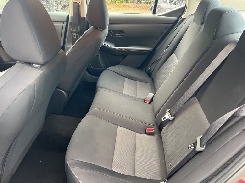 Certified 2024 Nissan Sentra SV image 9