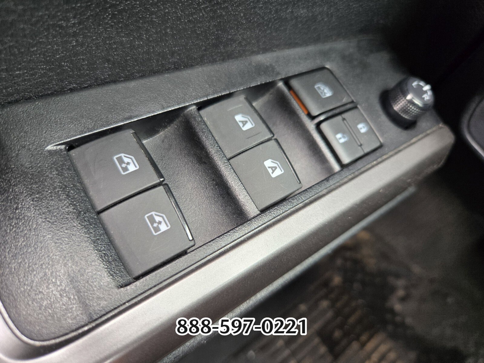 Used 2023 Toyota Tacoma SR5 image 31