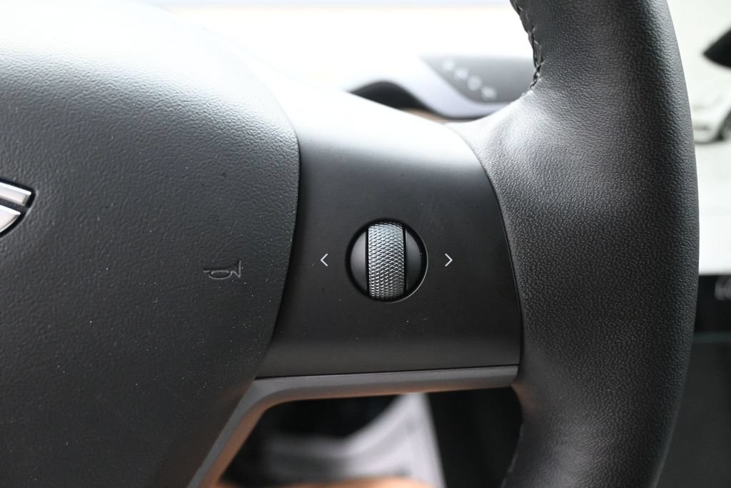 Used 2022 Tesla Model 3 RWD image 21