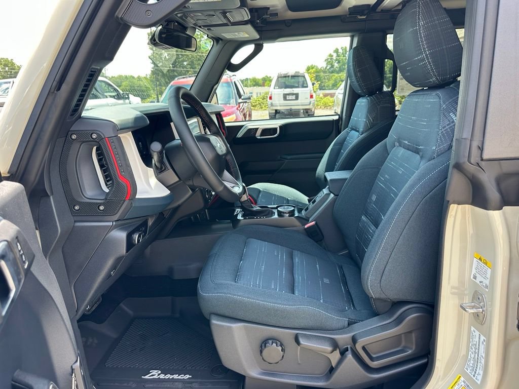 New 2026 Ford Bronco Heritage Edition AWD/4WD image 13